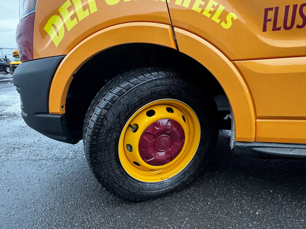 Campaign-yellow painted wheel detail